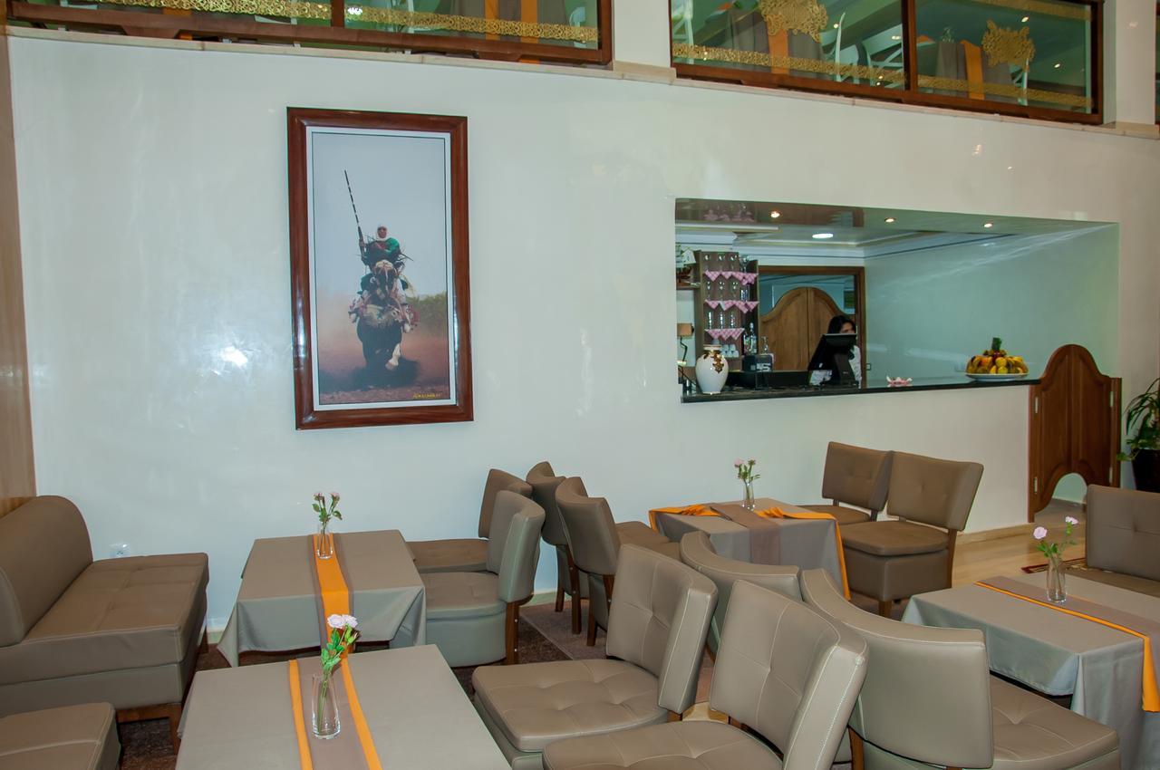 Sania Hotel Sidi Bennour Exteriör bild