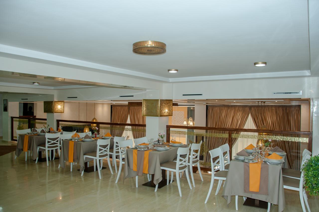 Sania Hotel Sidi Bennour Exteriör bild